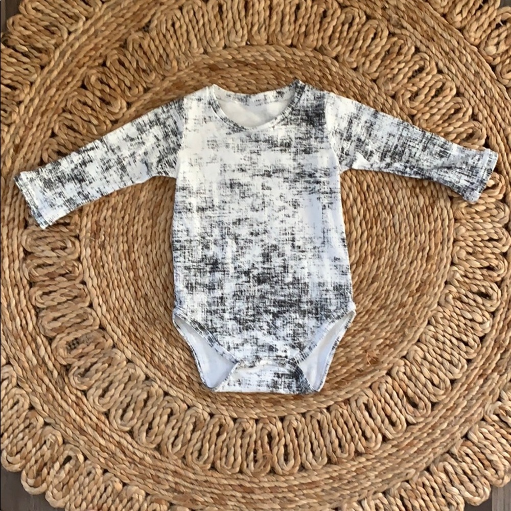 Handmade baby onesie from Etsy 1year size